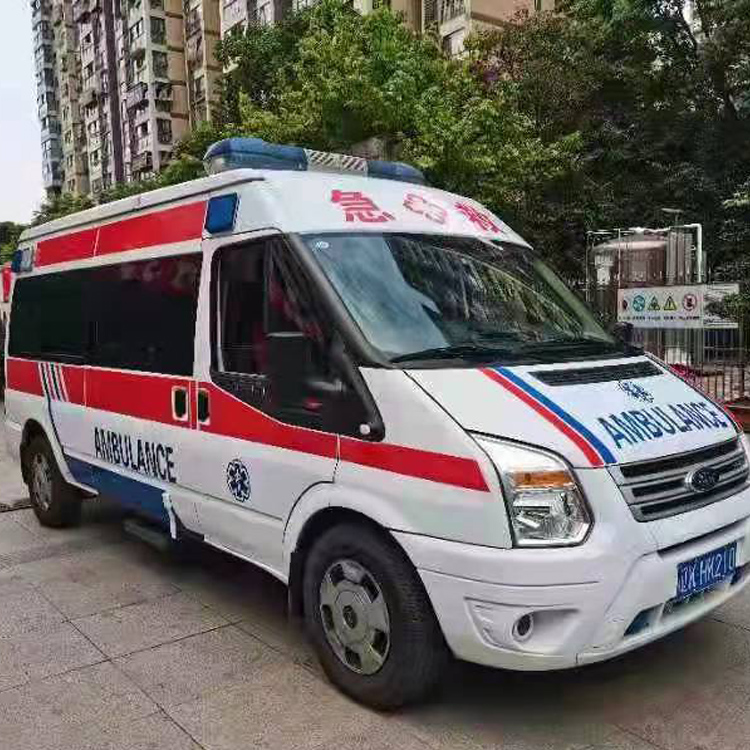 日土长途救护车护送病人返乡
